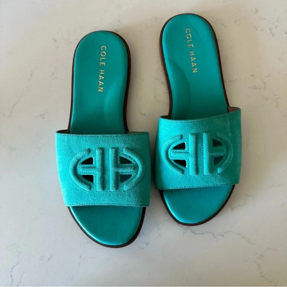Cole Haan Flynn Logo Slide Sandal in turquoise size: 5